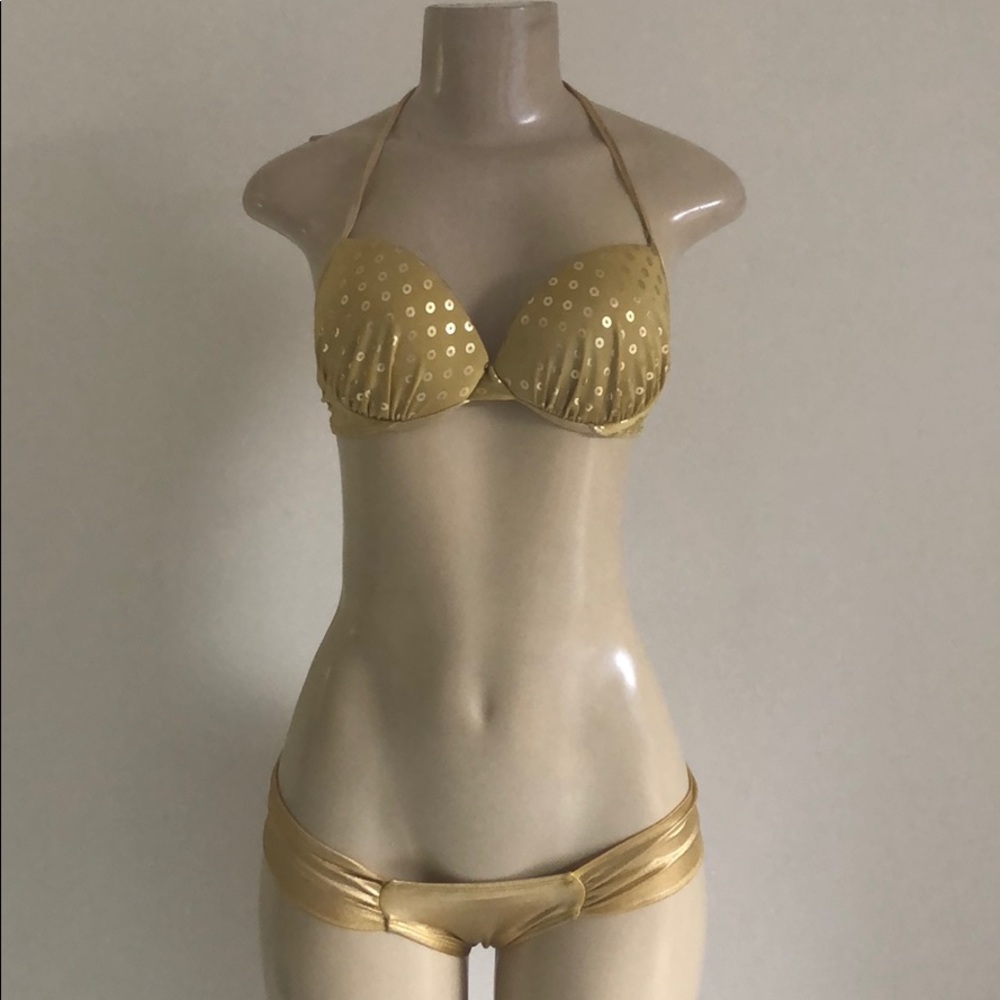 Gold Bikini 👙